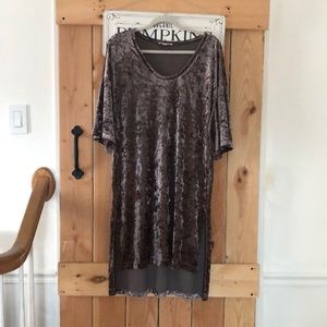 Crushed velvet tunic